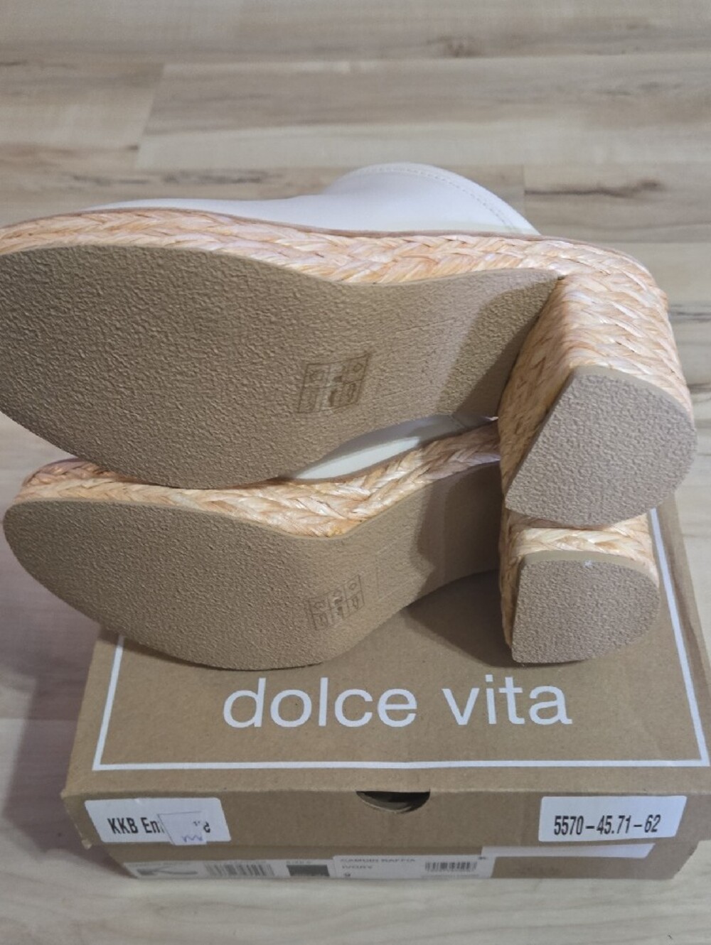 Dolce Vita Cream Leather Espadrille-Style Mule - Picture 6 of 7